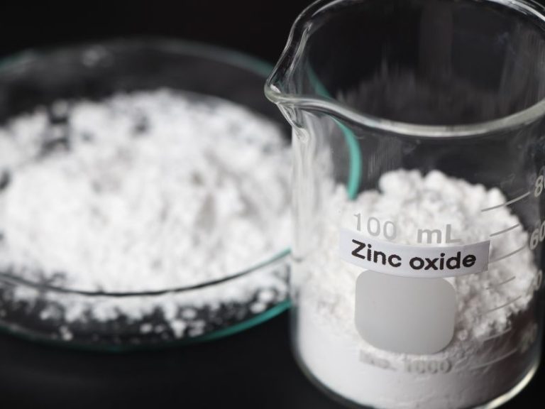 Pure Zinc Oxide Powder